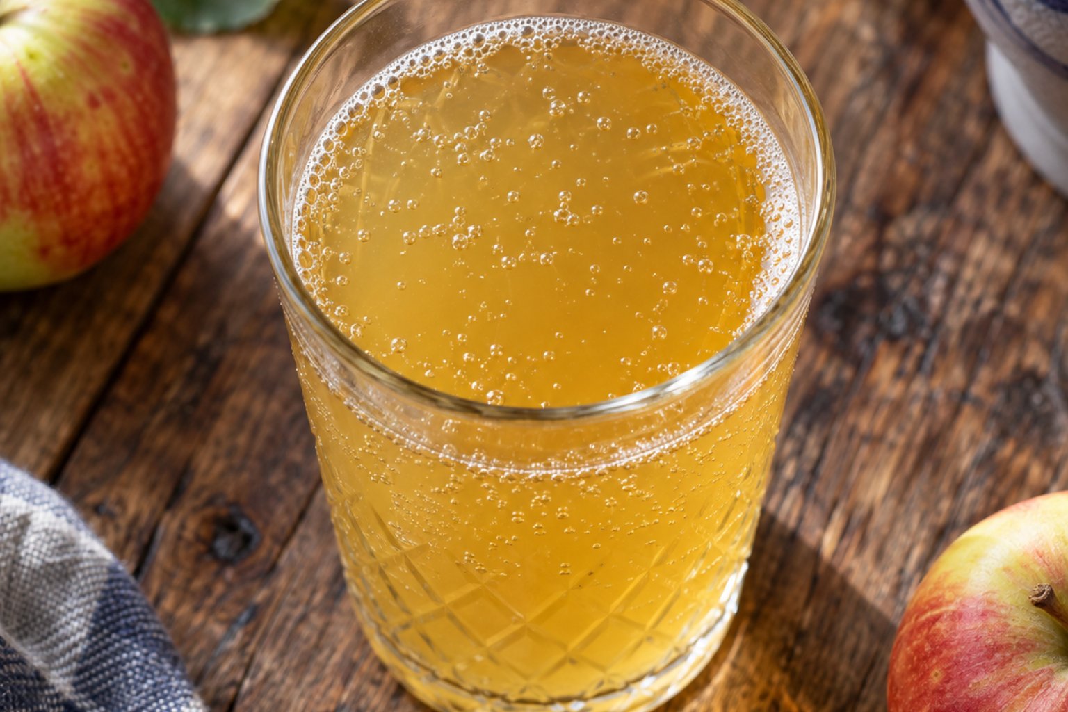 Apfelwein Kalorien und Nährwerte