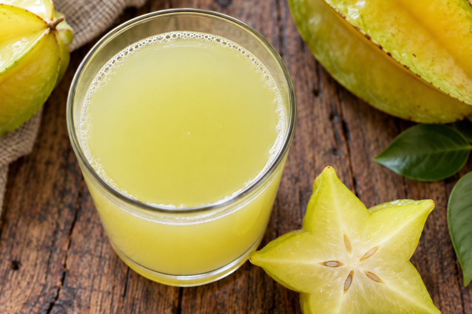 Sternfrucht-Saft (Carambola) Kalorien und Nährwerte
