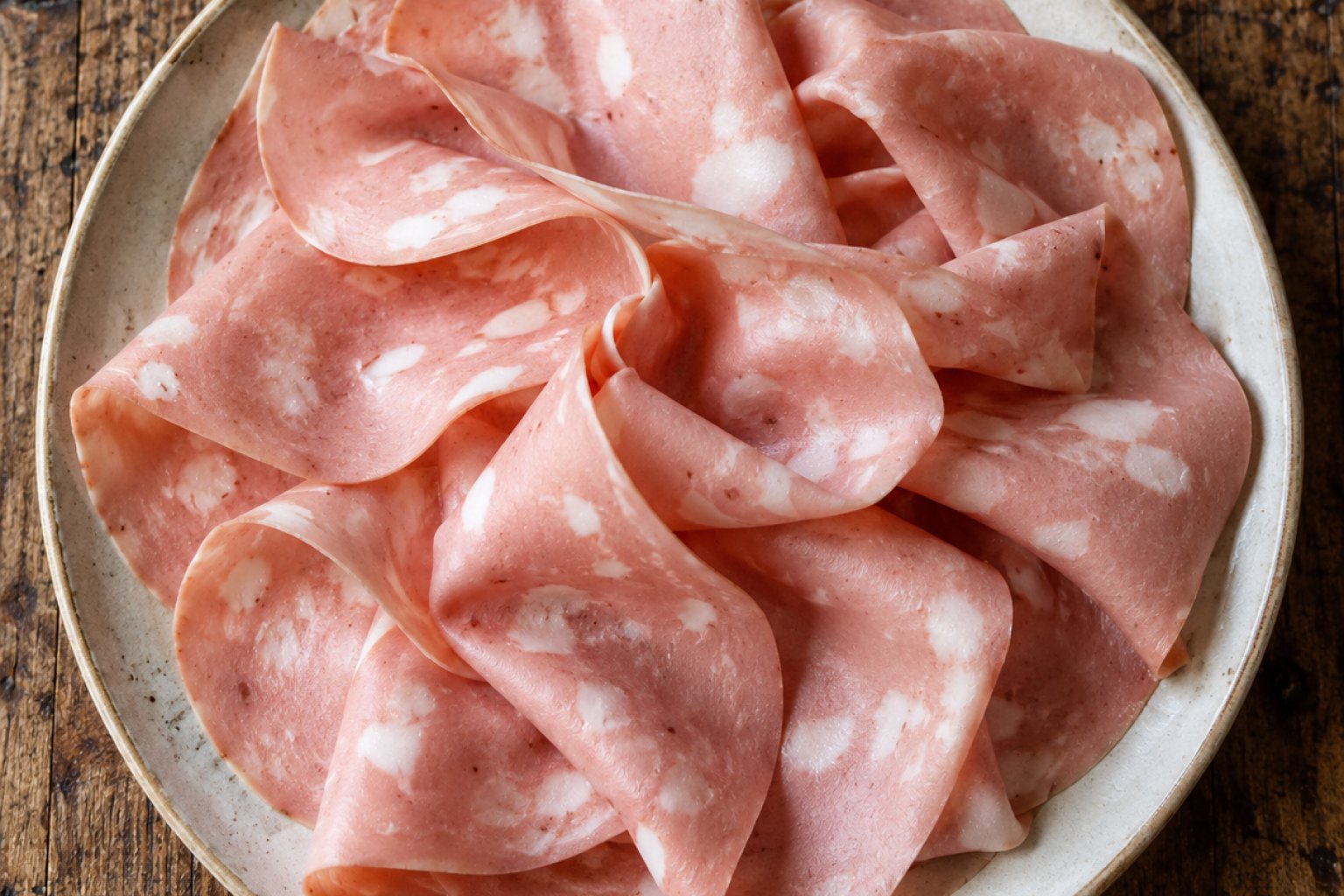 Mortadella Kalorien und Nährwerte
